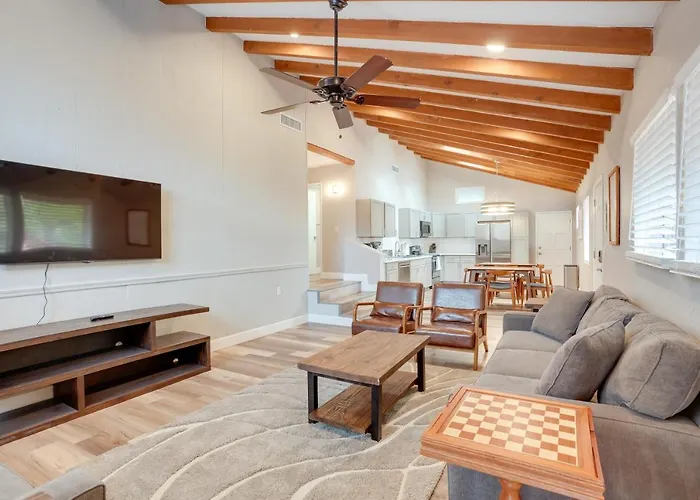 Vakantiehuis Hot Tub & Patio: Modern Home! Sedona